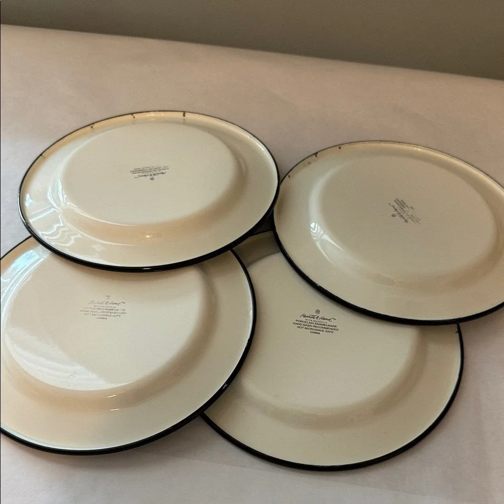 Hearth‎ & Hand Cream and Black Dinner Plates